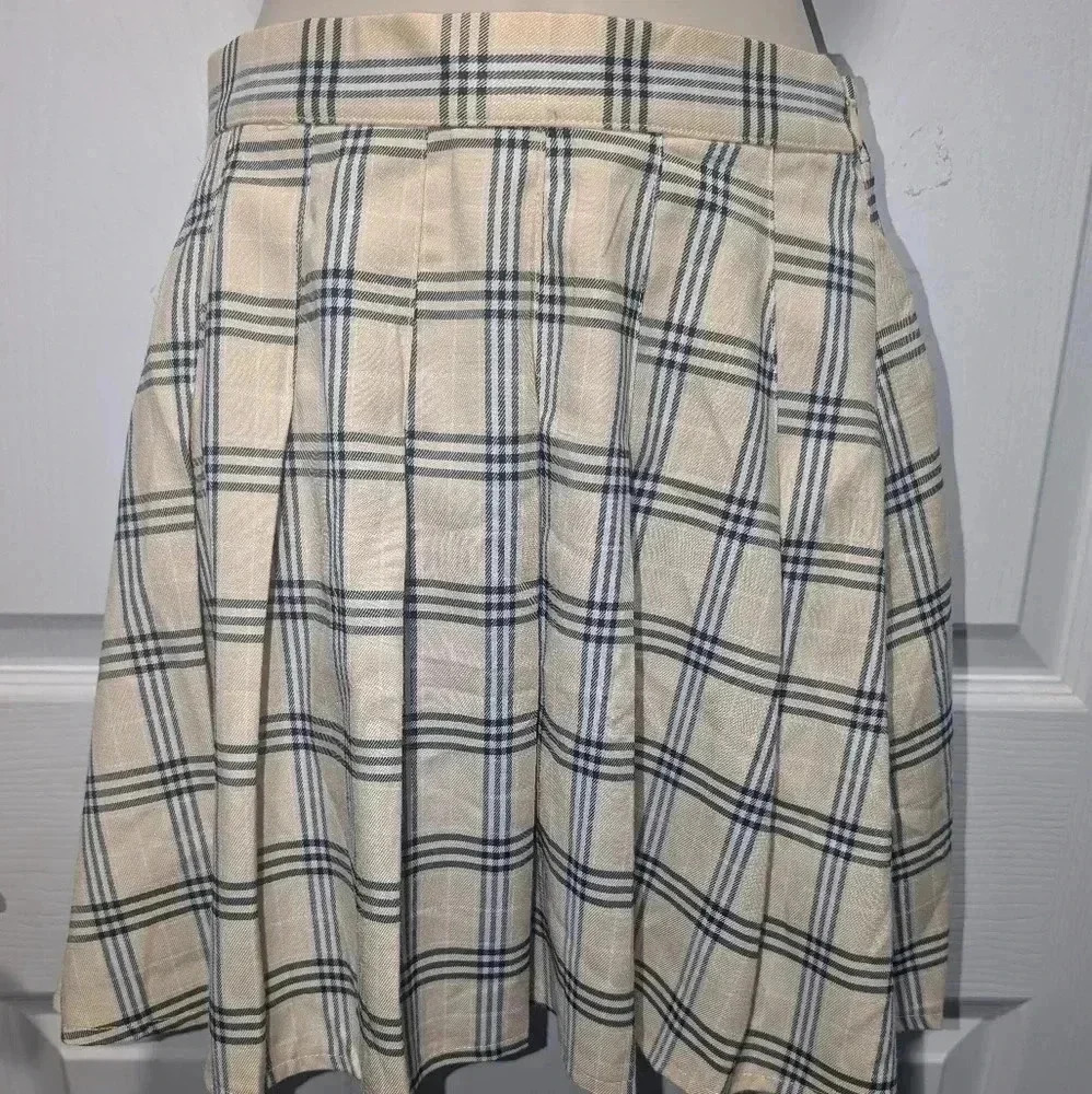 Princess Polly Plaid Pleated‎ Mini Skirt Beige Black US 4 NWT Preppy Academic
